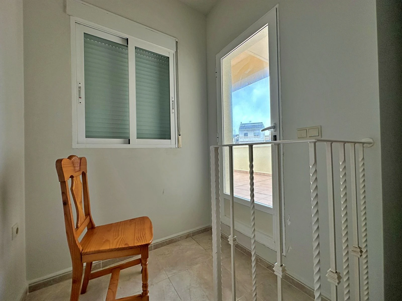 Apartamento con gran terraza en la azotea, garaje y trastero