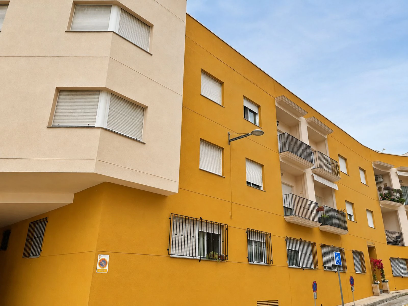 Apartamento con gran terraza en la azotea, garaje y trastero