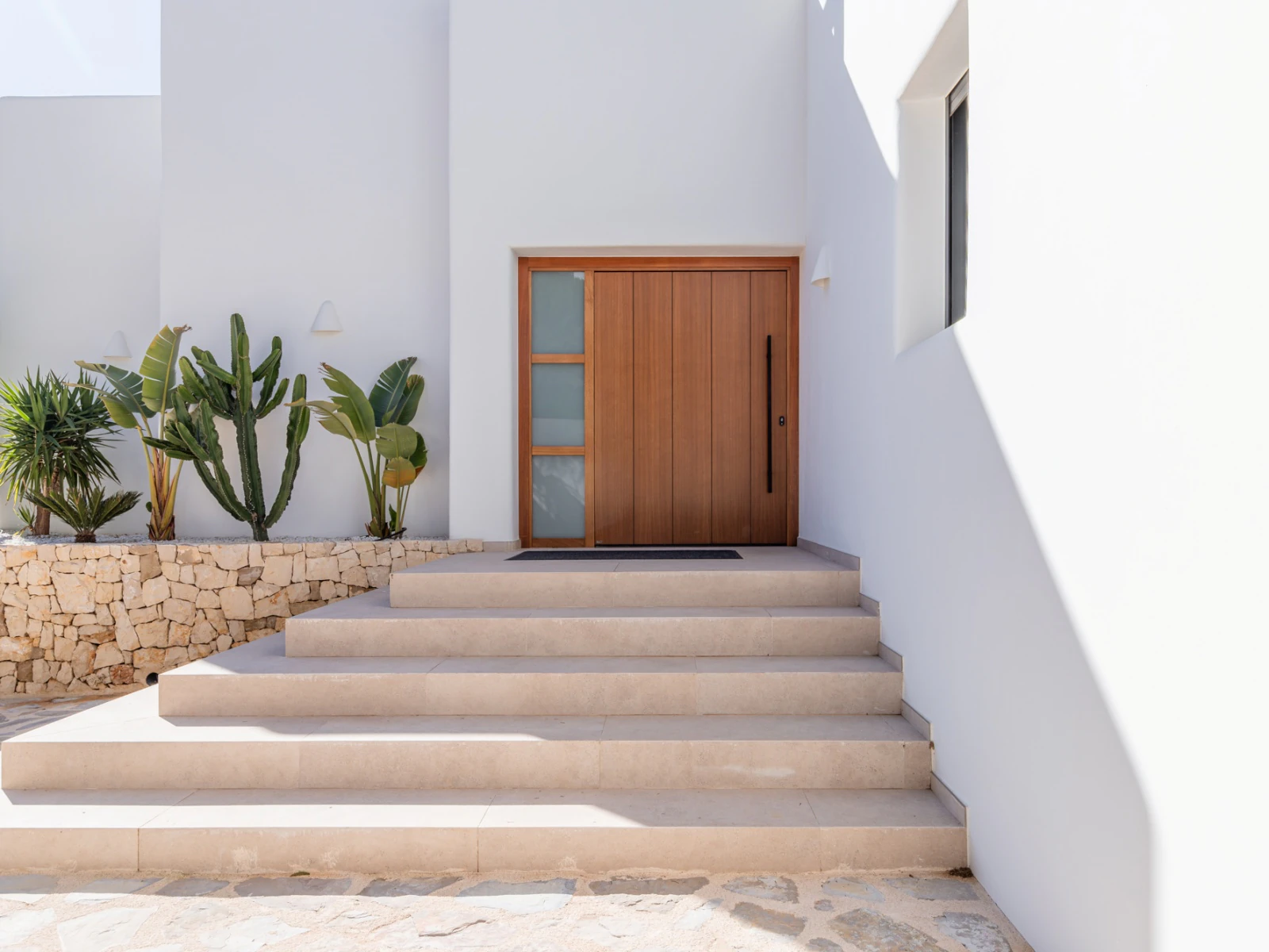 Exclusiva Villa de Lujo Estilo Ibiza a Solo 1 km del Mar en Moraira