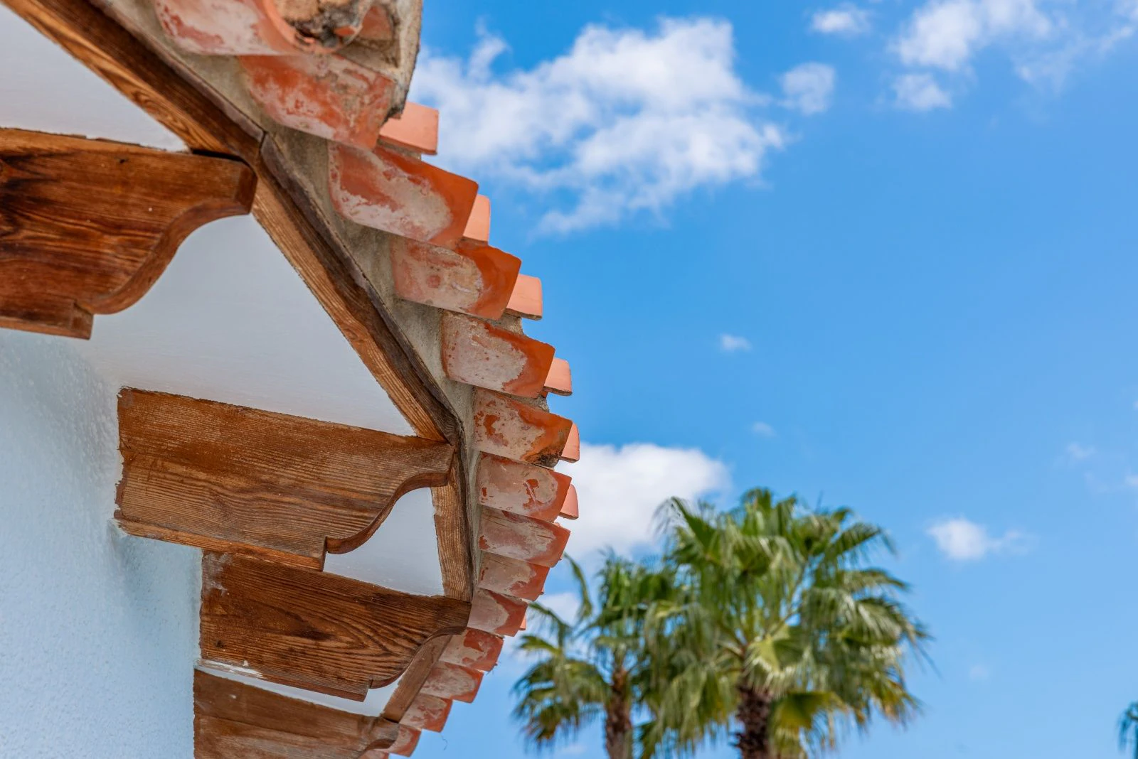 Villa con mucho potencial, privacidad, vistas abiertas y sol todo el día