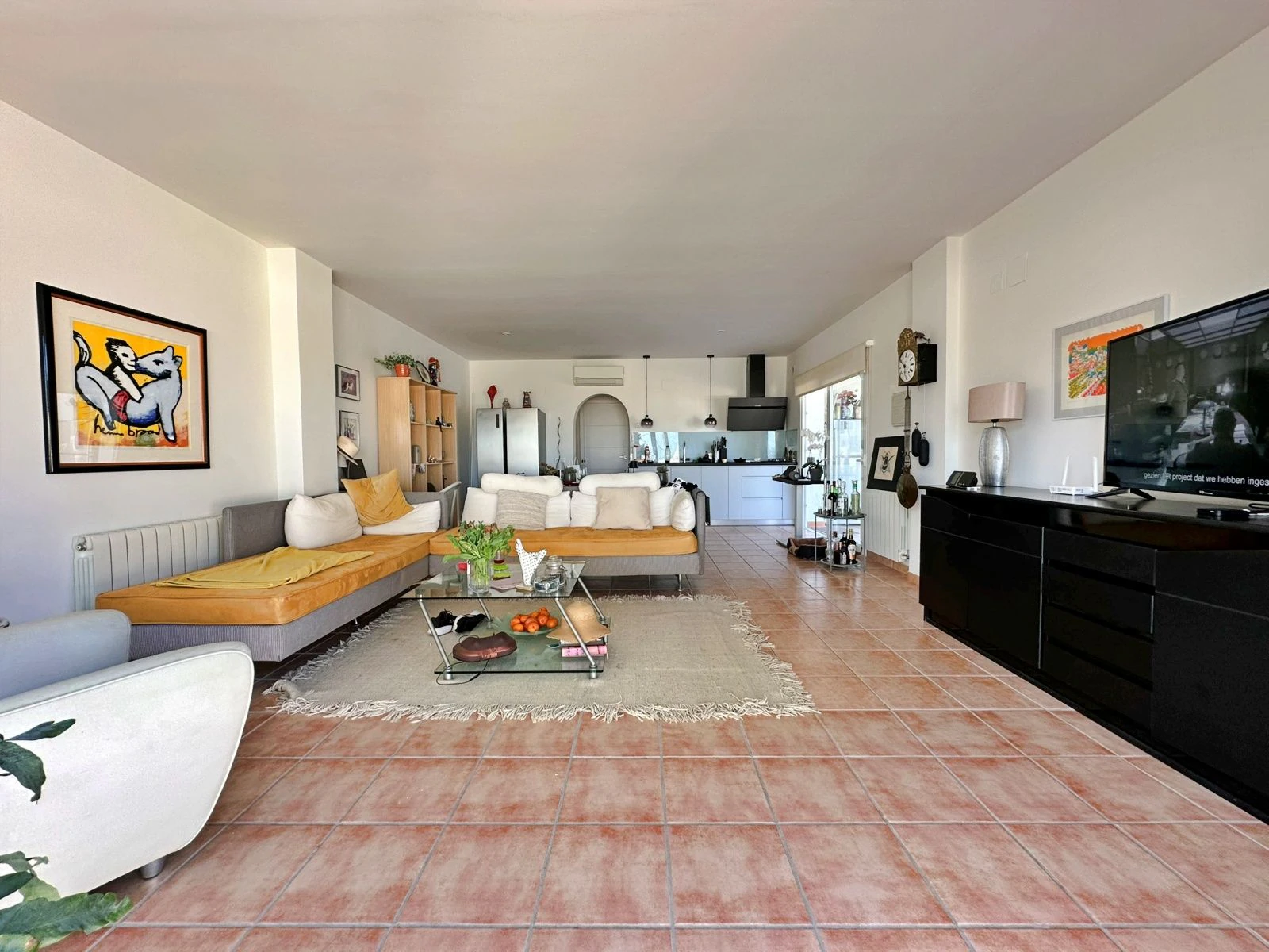 Villa con dos viviendas independientes, bonitas vistas al mar y a un paso de Moraira