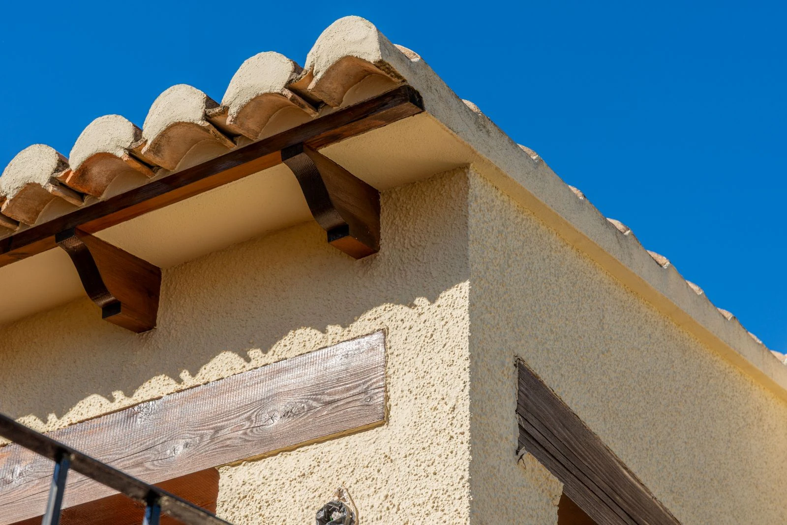 Villa mediterránea con carácter, apartamentos de invitados y estupendas vistas