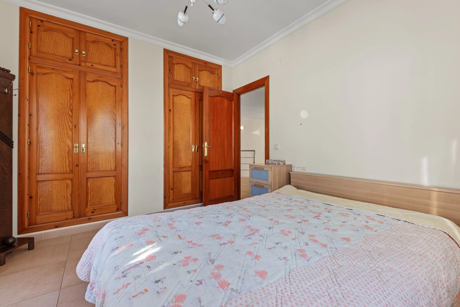 Spectacular village house with a large patio, barbecue, and garage.