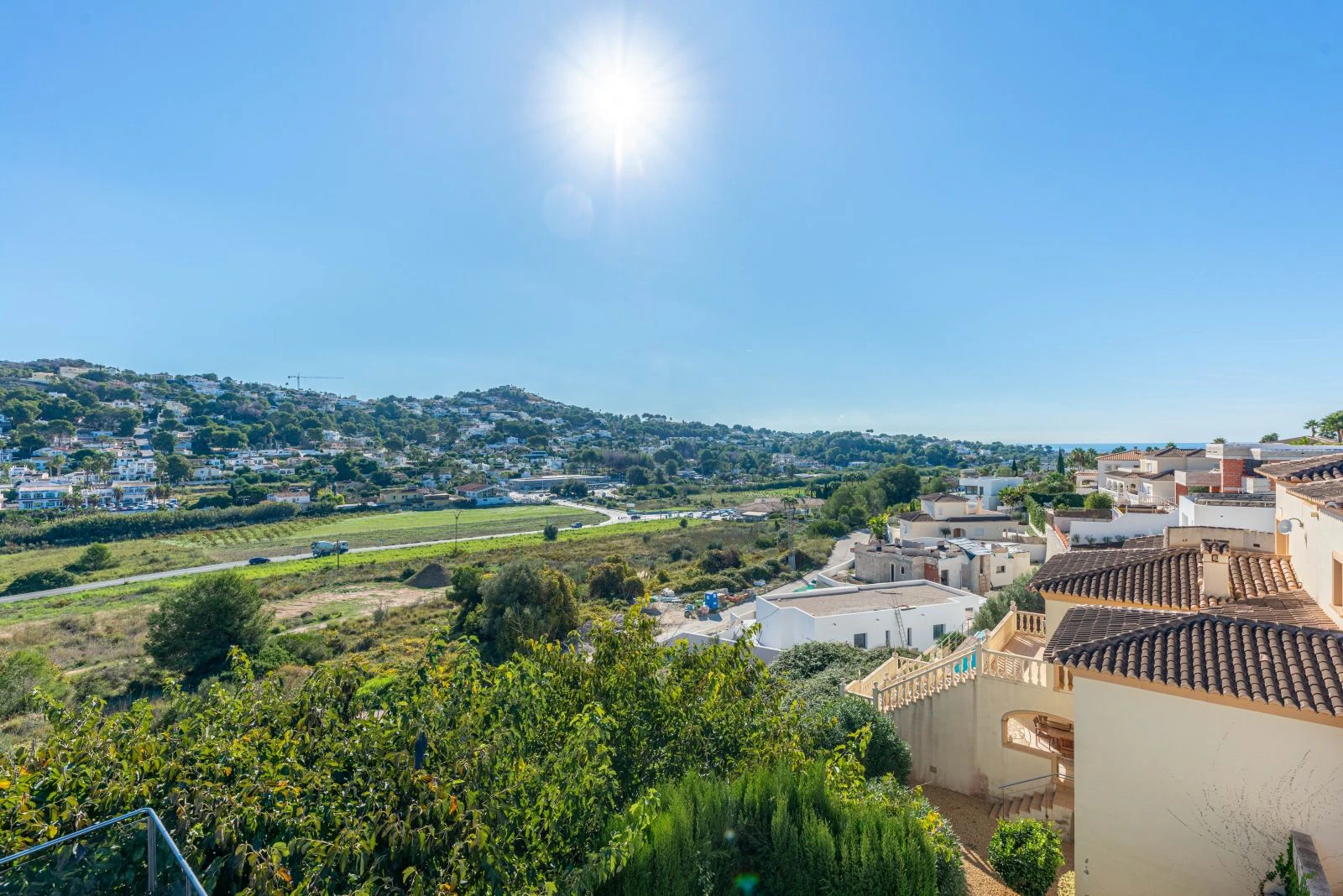 Impresionante villa moderna con 5 dormitorios y espacioso garaje
