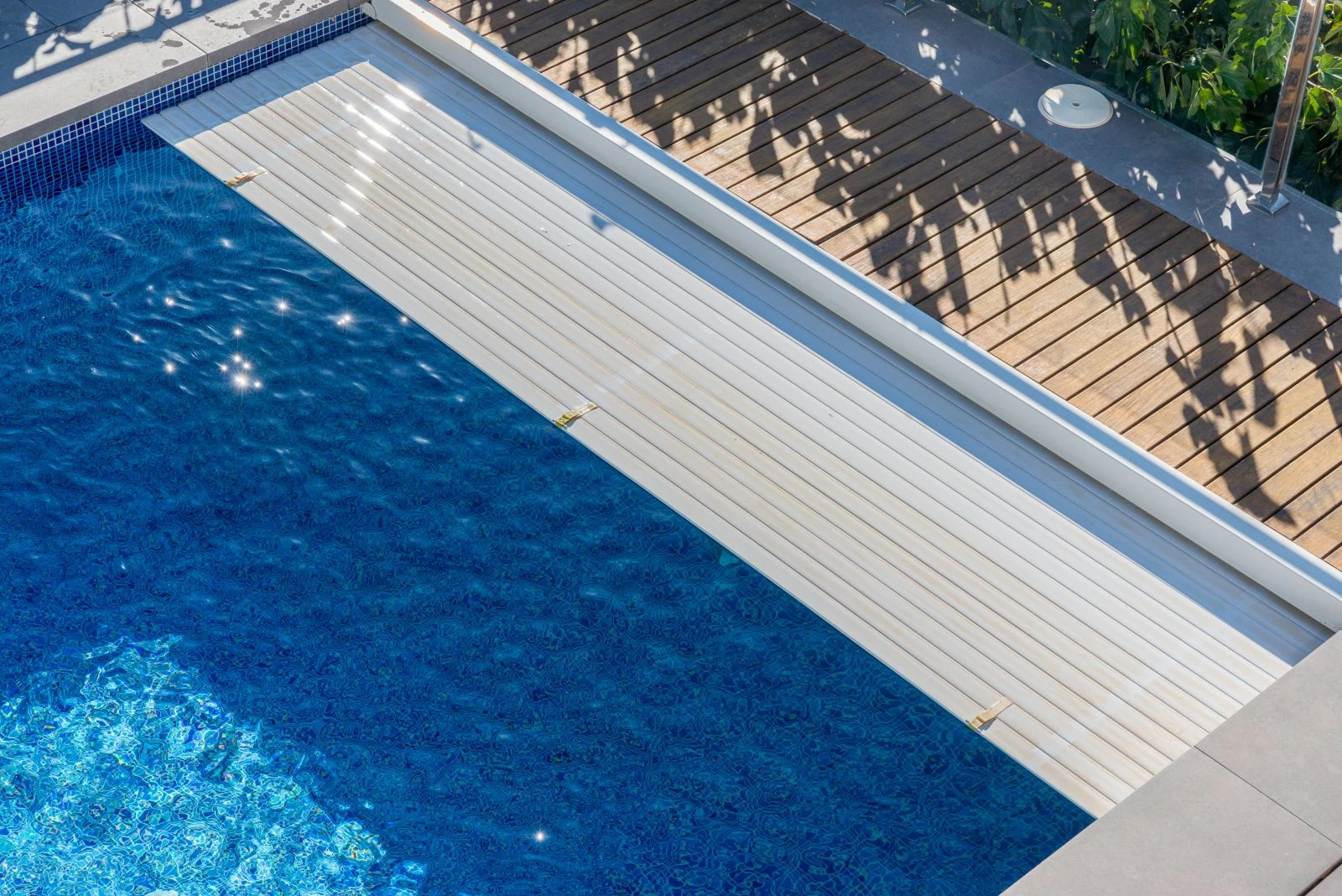 Impresionante villa moderna con 5 dormitorios y espacioso garaje