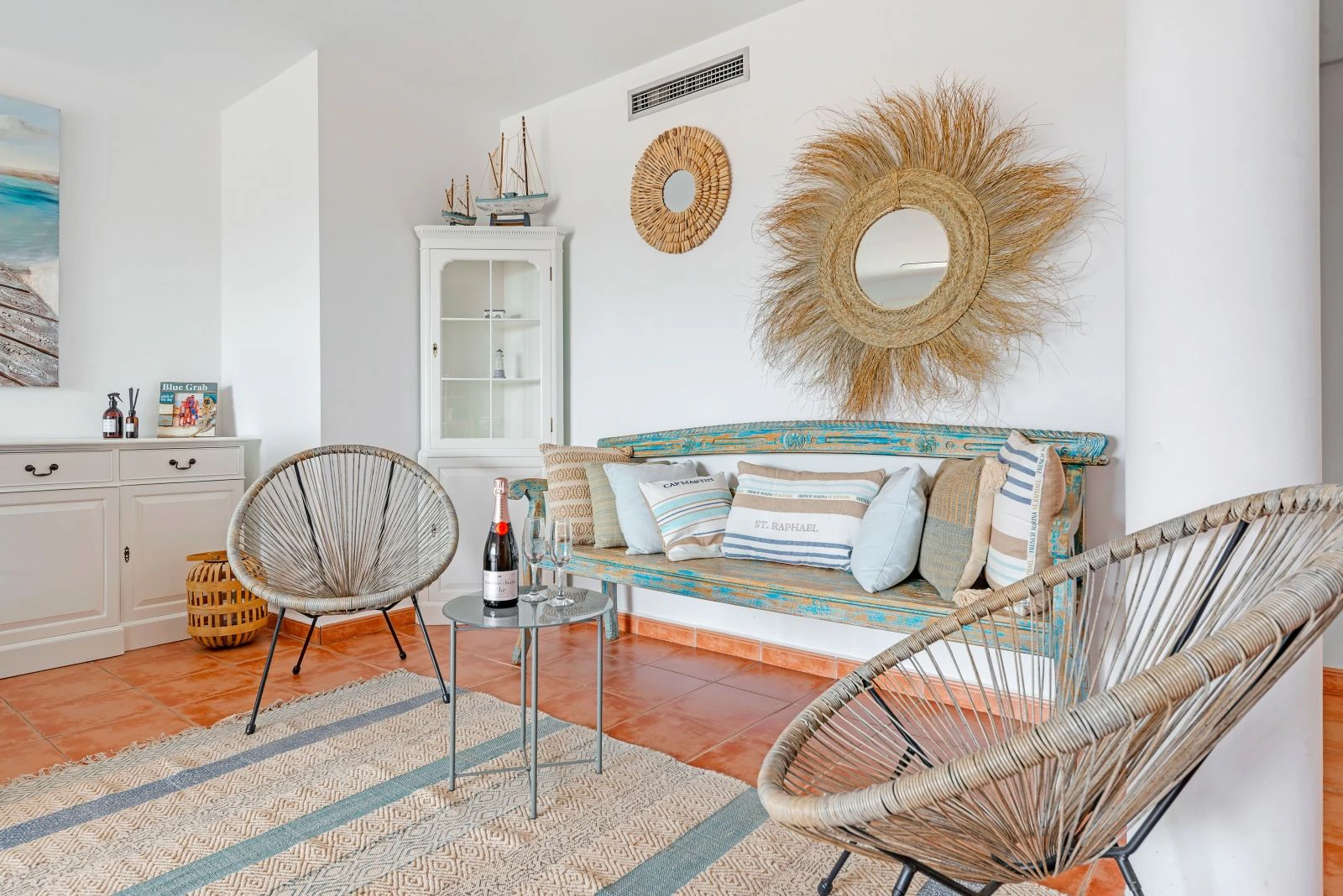 Exclusivo ático con gran terraza privada cerca de la playa y servicios en Jávea