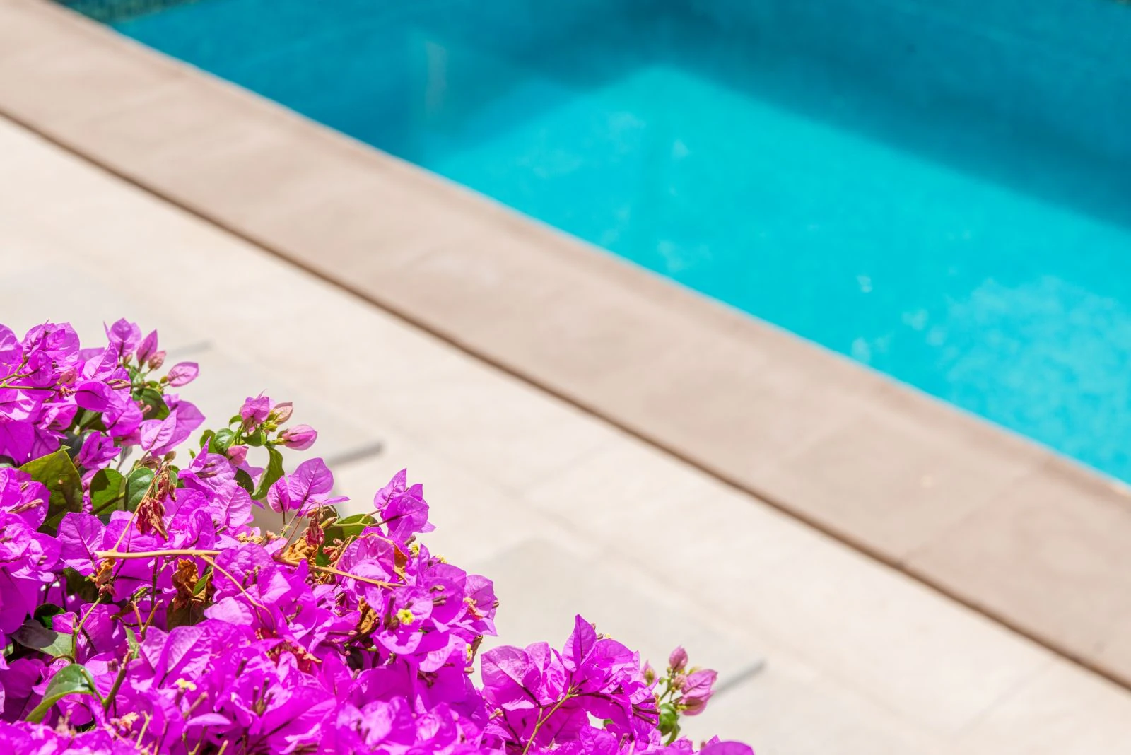 Espaciosa villa con 7 dormitorios, a un paso del centro de Moraira