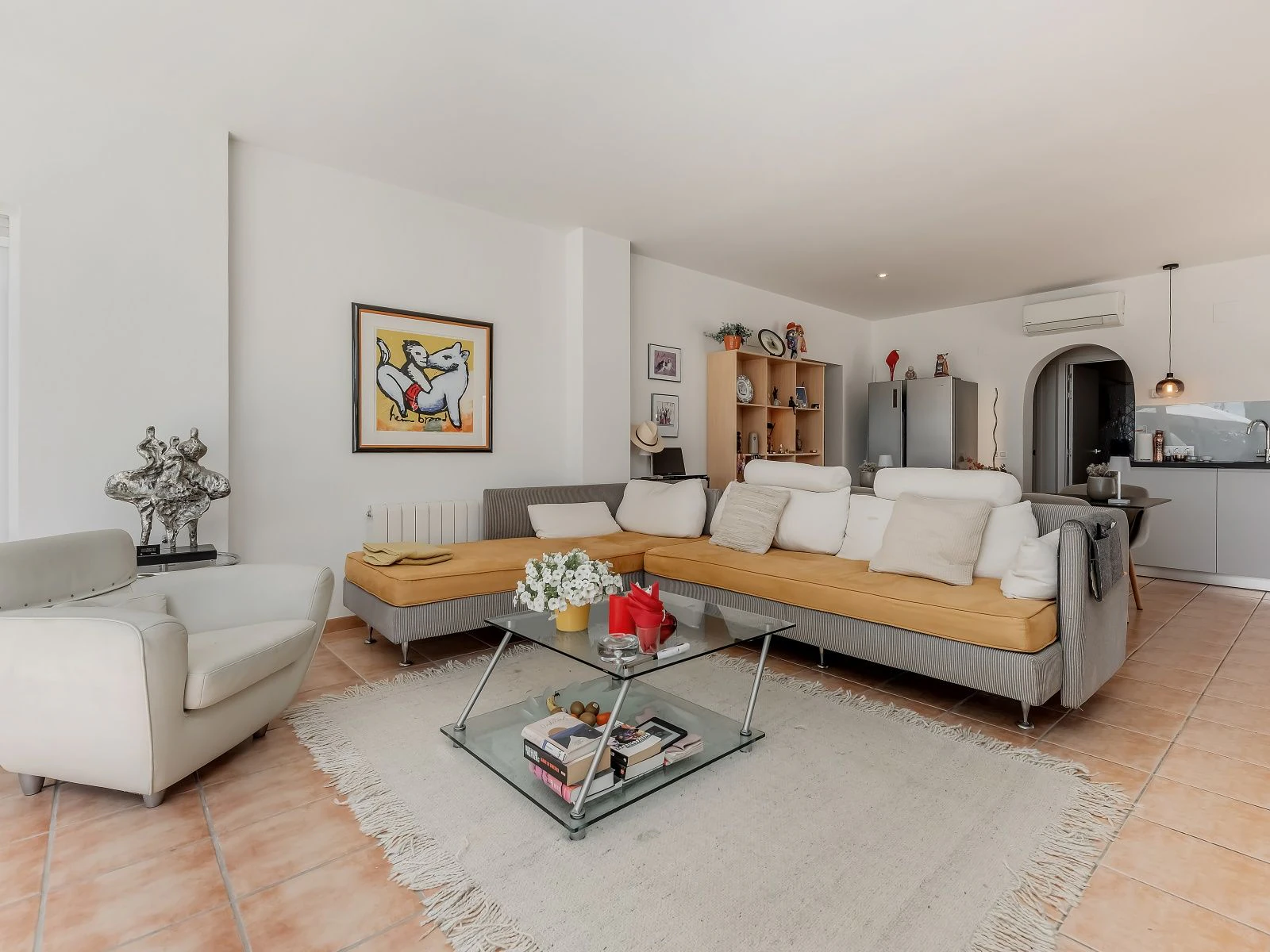 Villa con dos viviendas independientes, bonitas vistas al mar y a un paso de Moraira