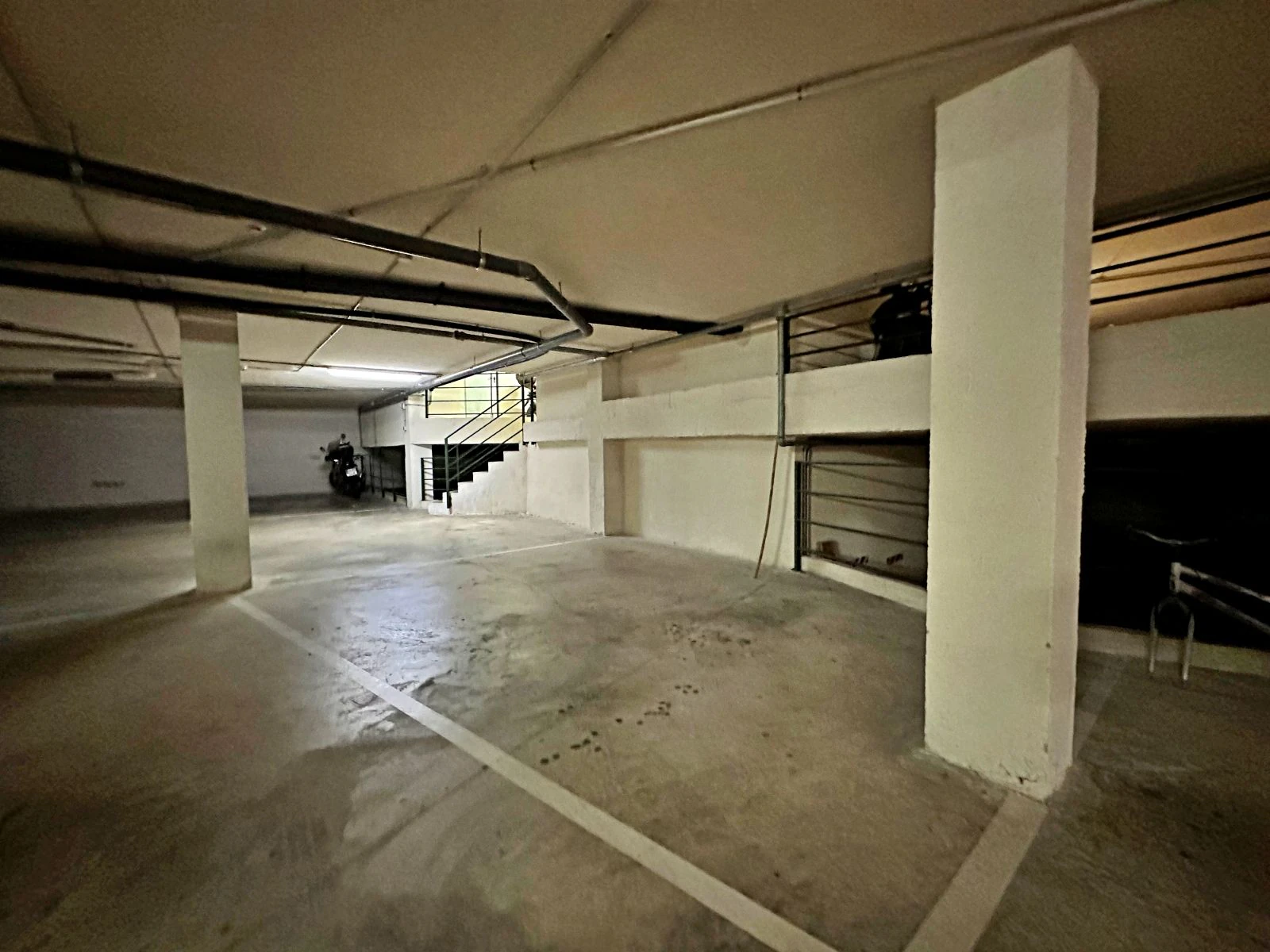 Parkeerplaats van 16 m2