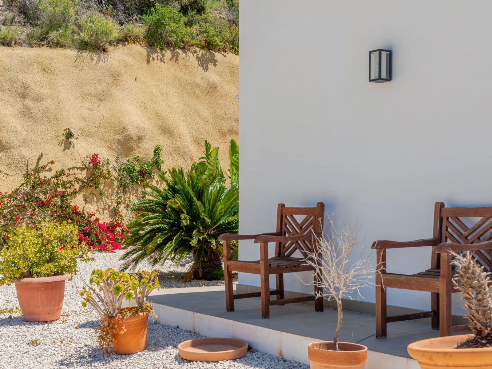 Moderna finca/villa off-grid con piscina y total privacidad en Benissa.
