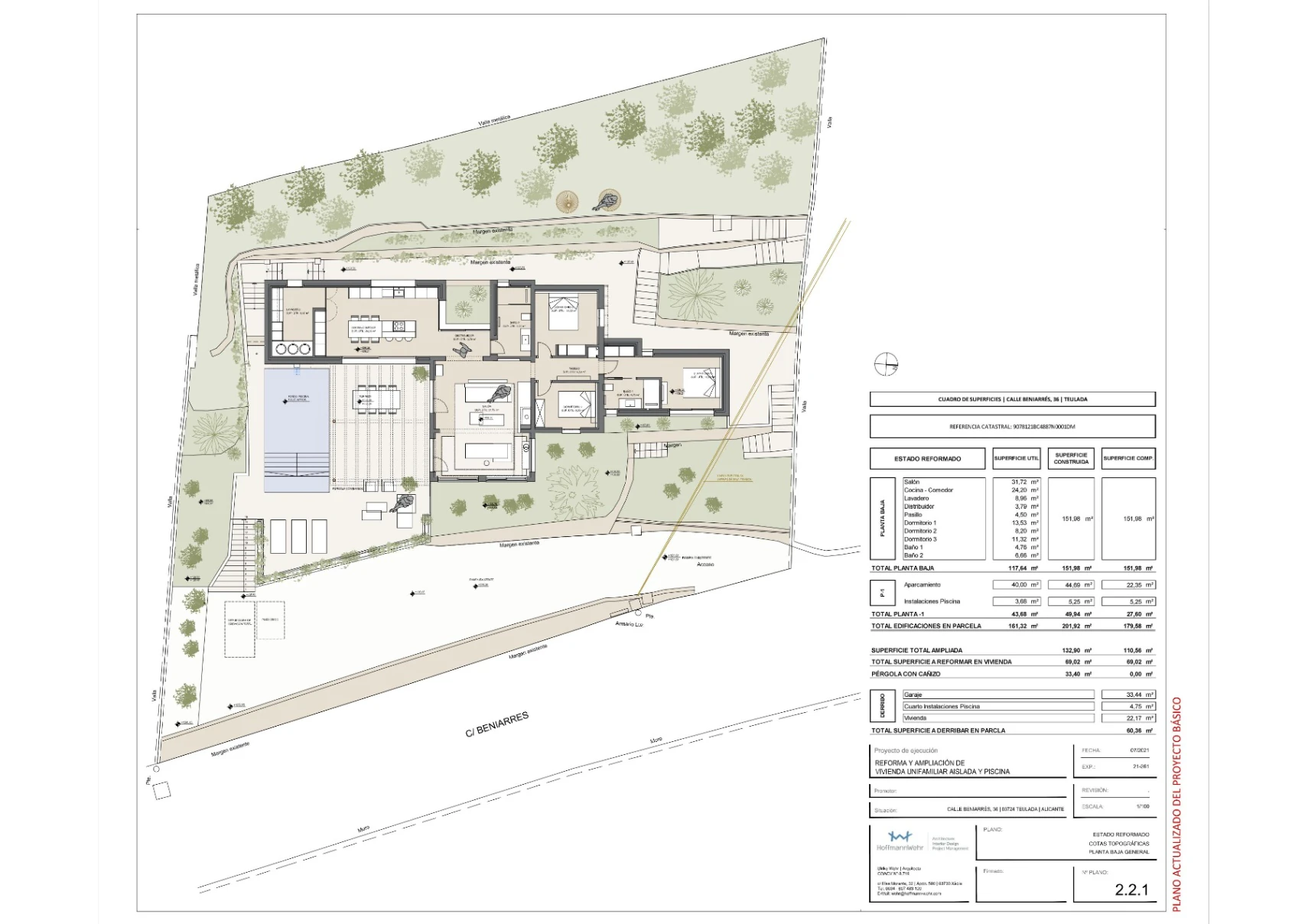 Sea view villa with renovation permit granted