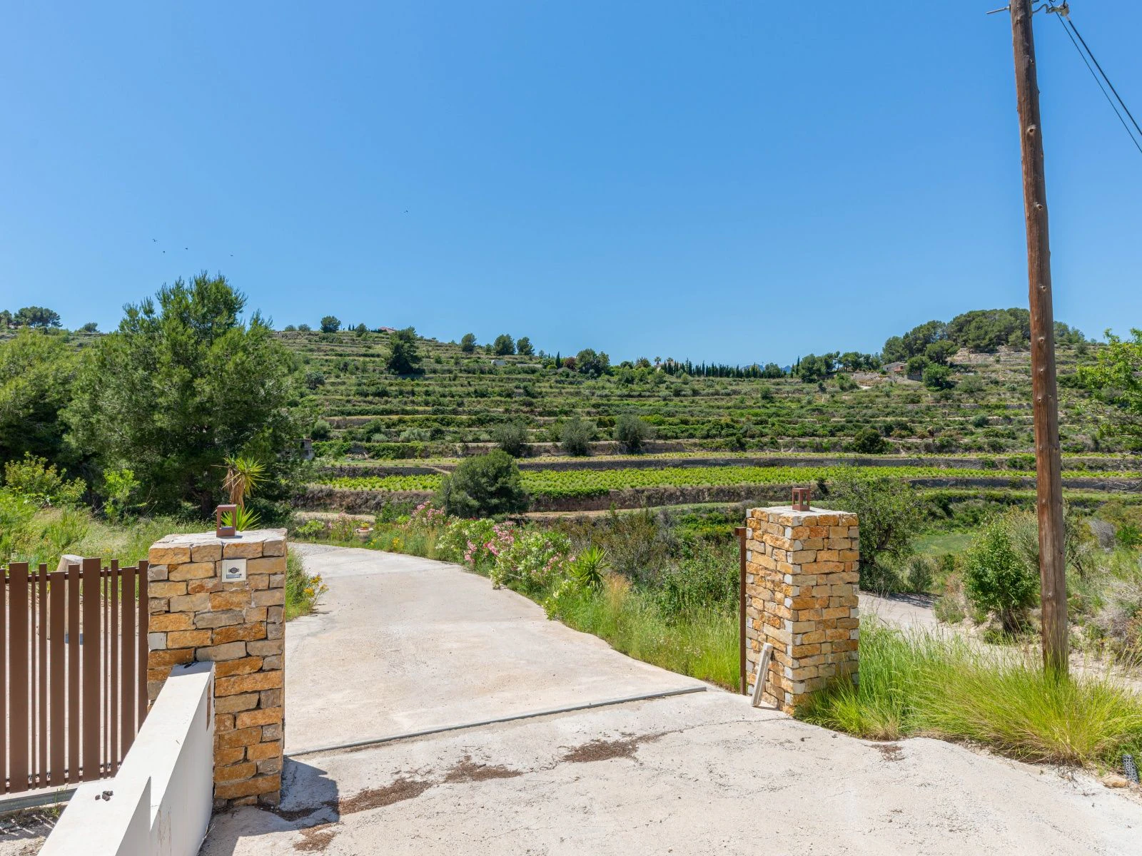 Moderna finca/villa off-grid con piscina y total privacidad en Benissa.
