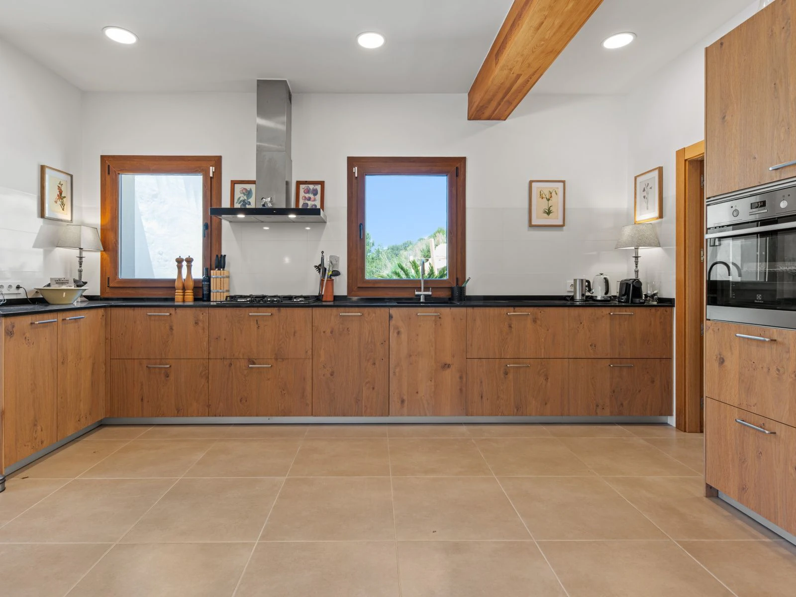 Moderna finca/villa off-grid con piscina y total privacidad en Benissa.