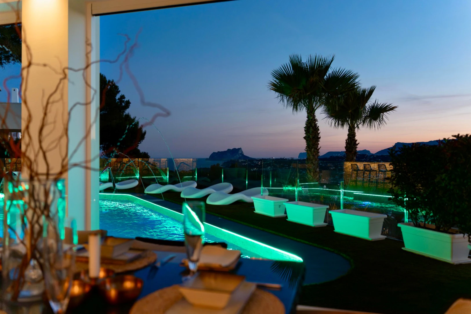 Villa de lujo en Moraira, 5 habitaciones, piscina privada  y vistas al mar y montaña