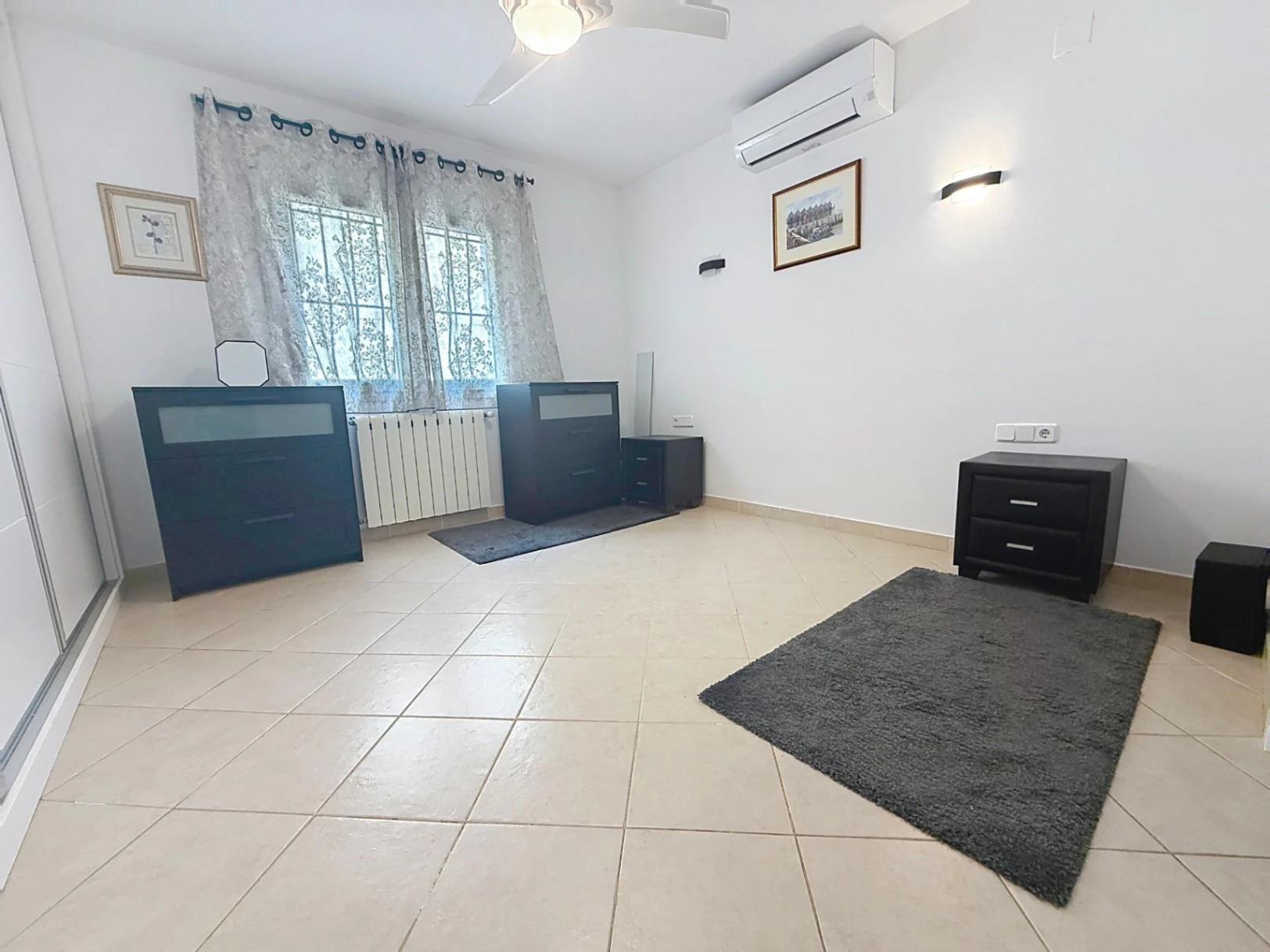 Bungalow en venta en Benitachell, Alicante: 3 dormitorios, 2 baños