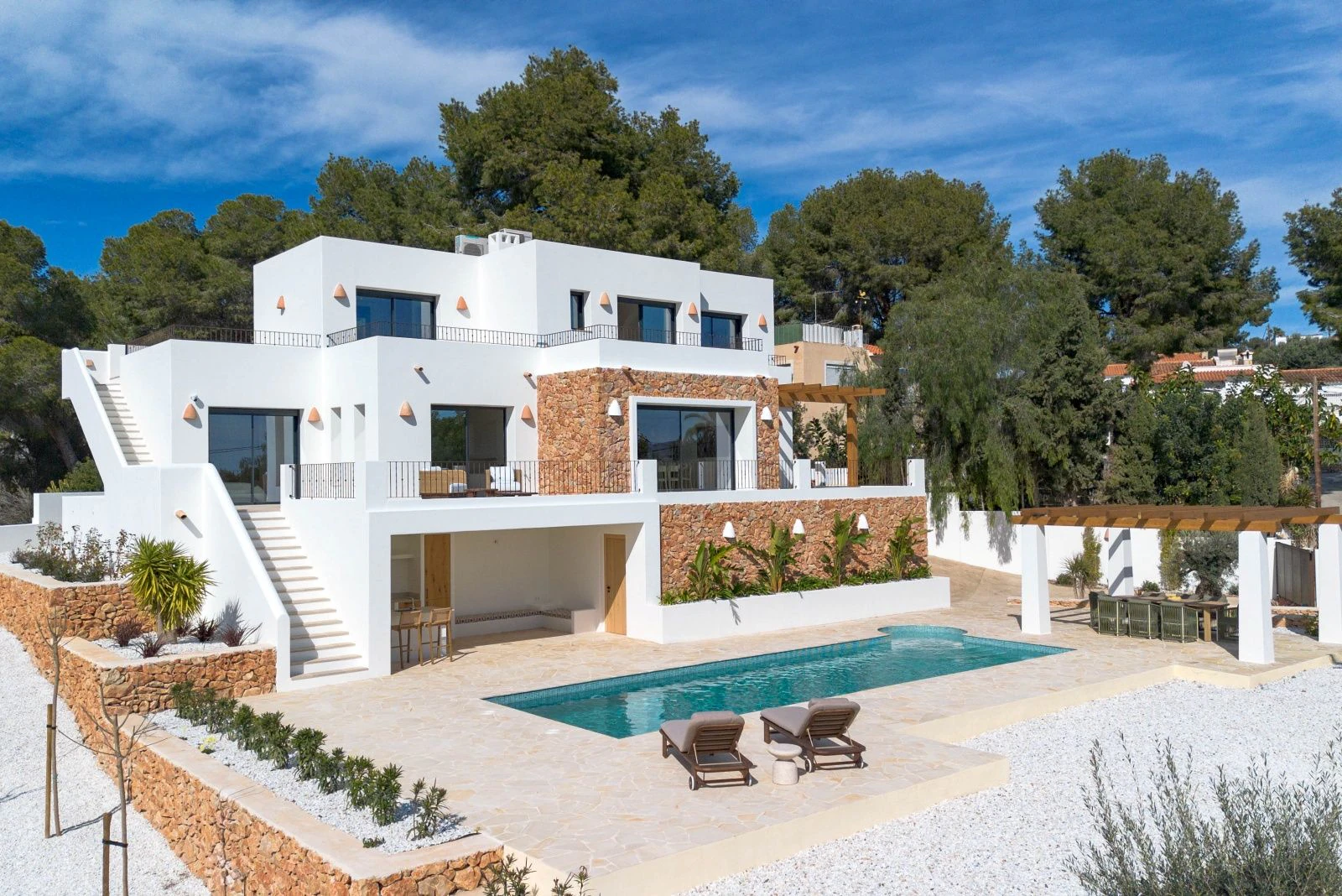 Villa Mediterránea de lujo de nueva construcción