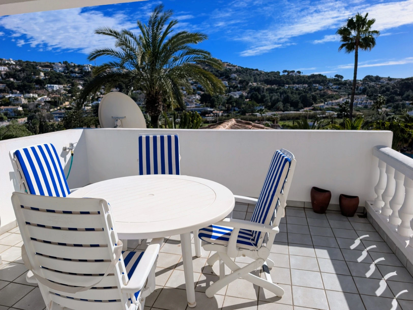 Schöne Villa mit Pool zu verkaufen in Moraira