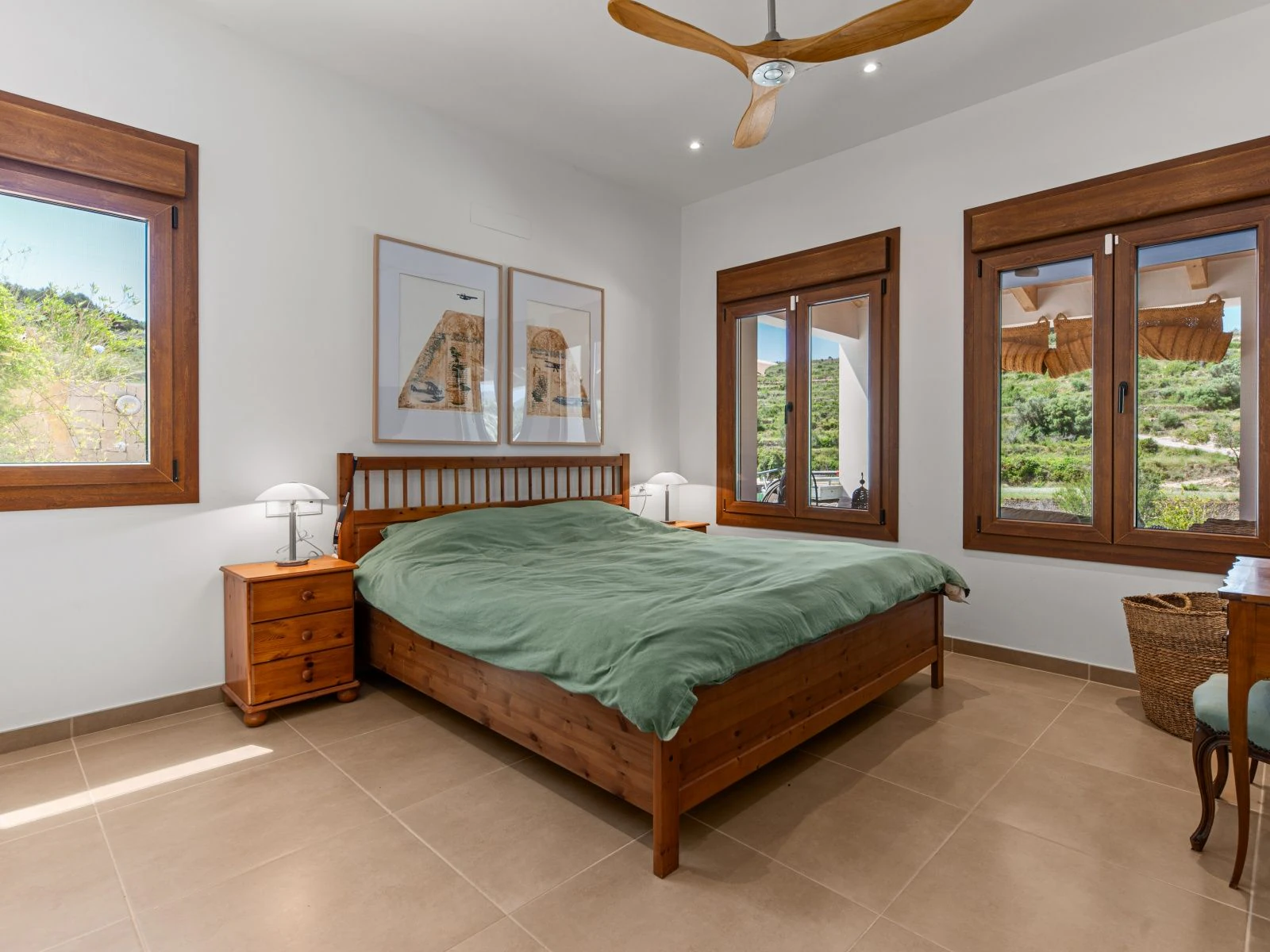 Moderne off-grid Finca / Villa mit Schwimmbad und vollständiger Privatsphäre in Benissa.