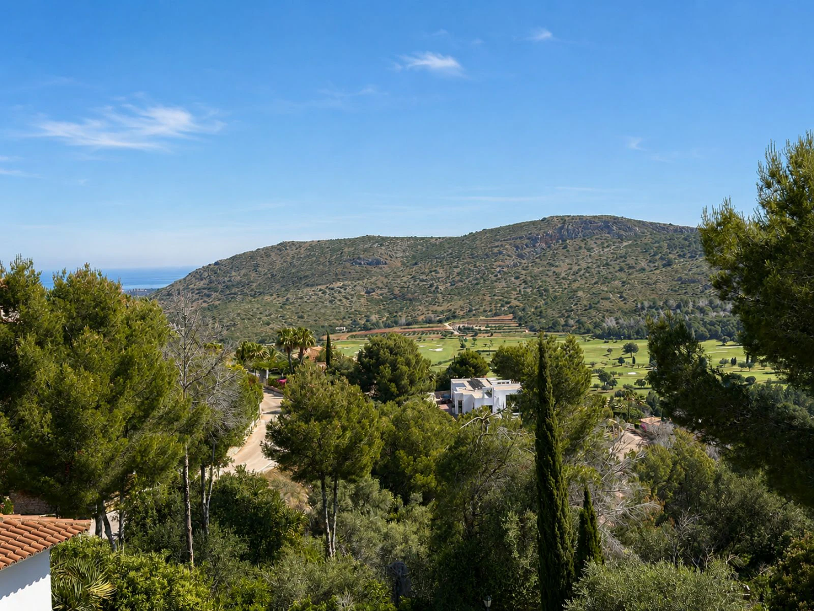 Royal Mediterranean villa with panoramic views of the Montgó, the golf course, and the Mediterranean Sea.