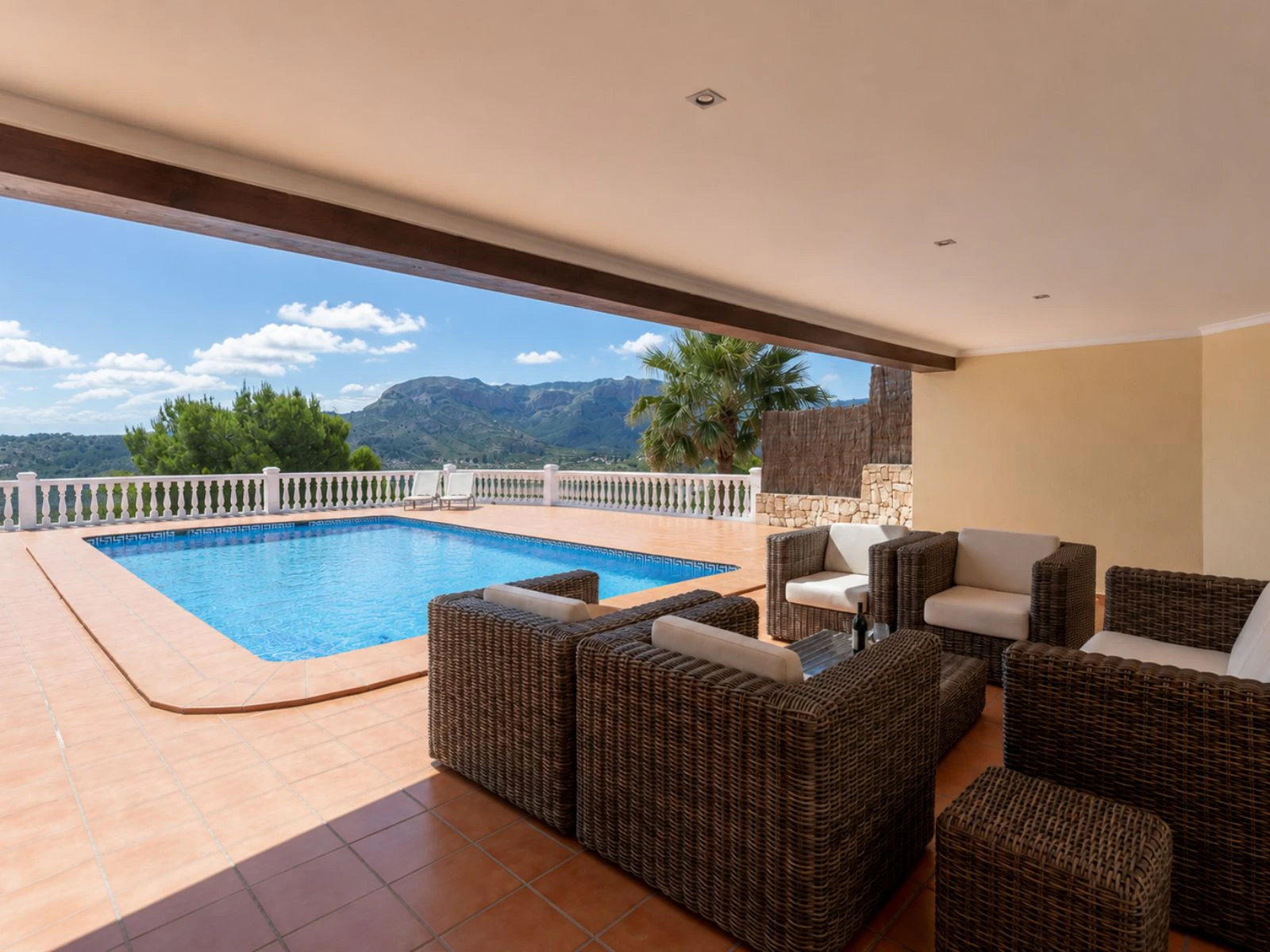 Royal Mediterranean villa with panoramic views of the Montgó, the golf course, and the Mediterranean Sea.