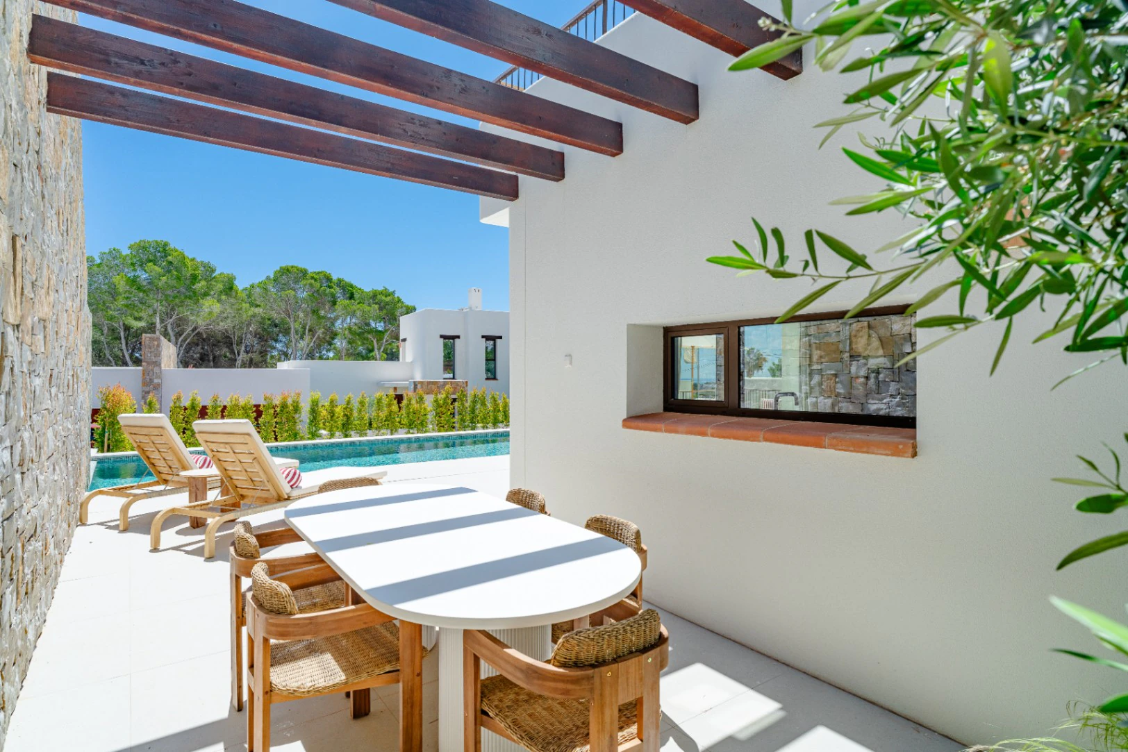 Luxury semi-detached villa for sale in Moraira