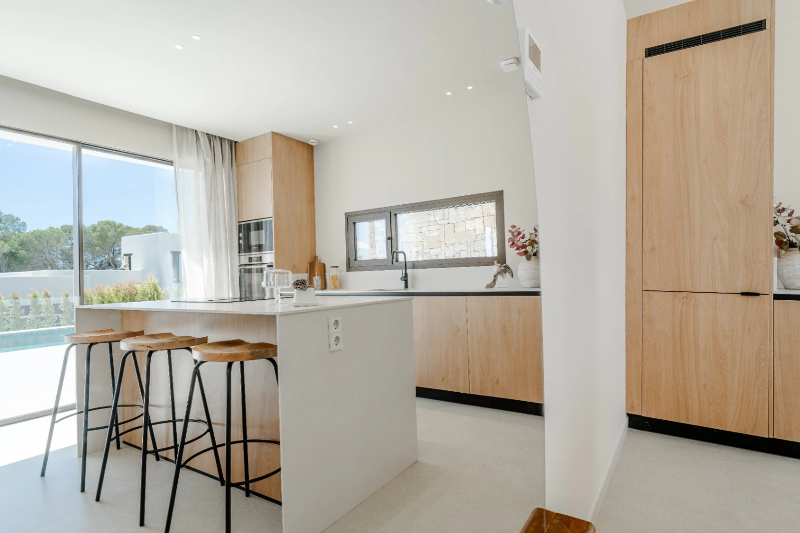 Luxury semi-detached villa for sale in Moraira