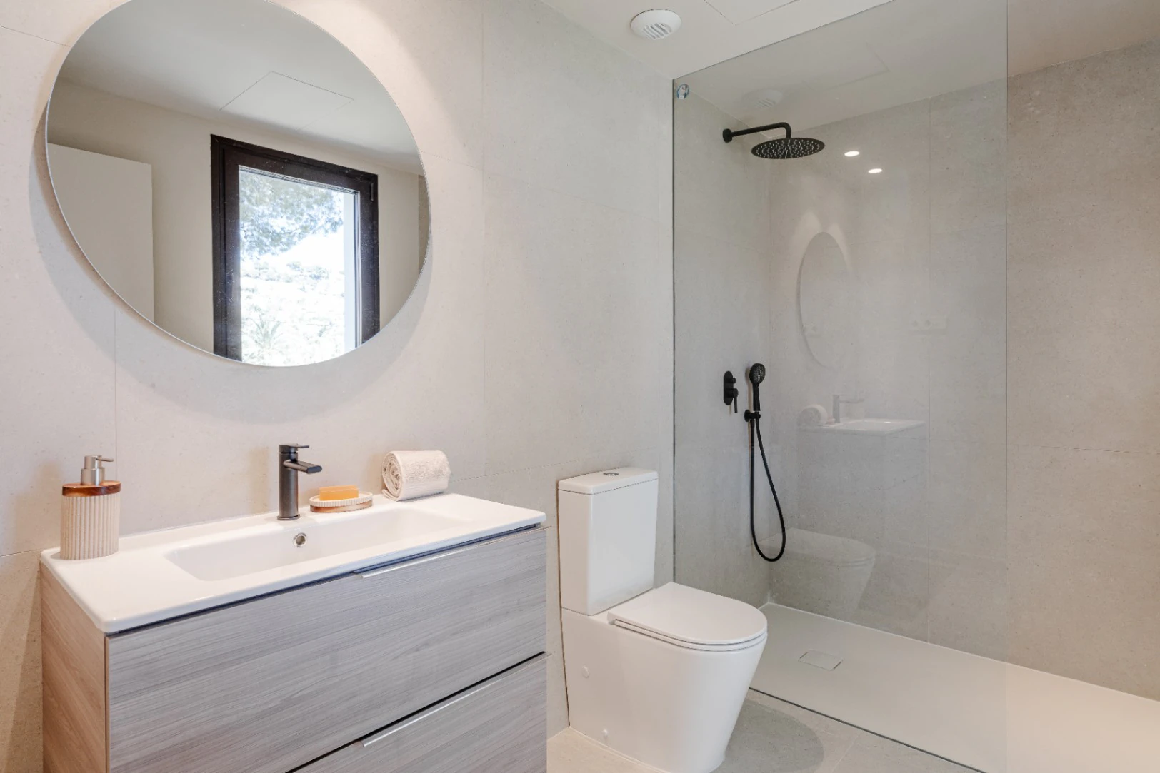 Luxury semi-detached villa for sale in Moraira