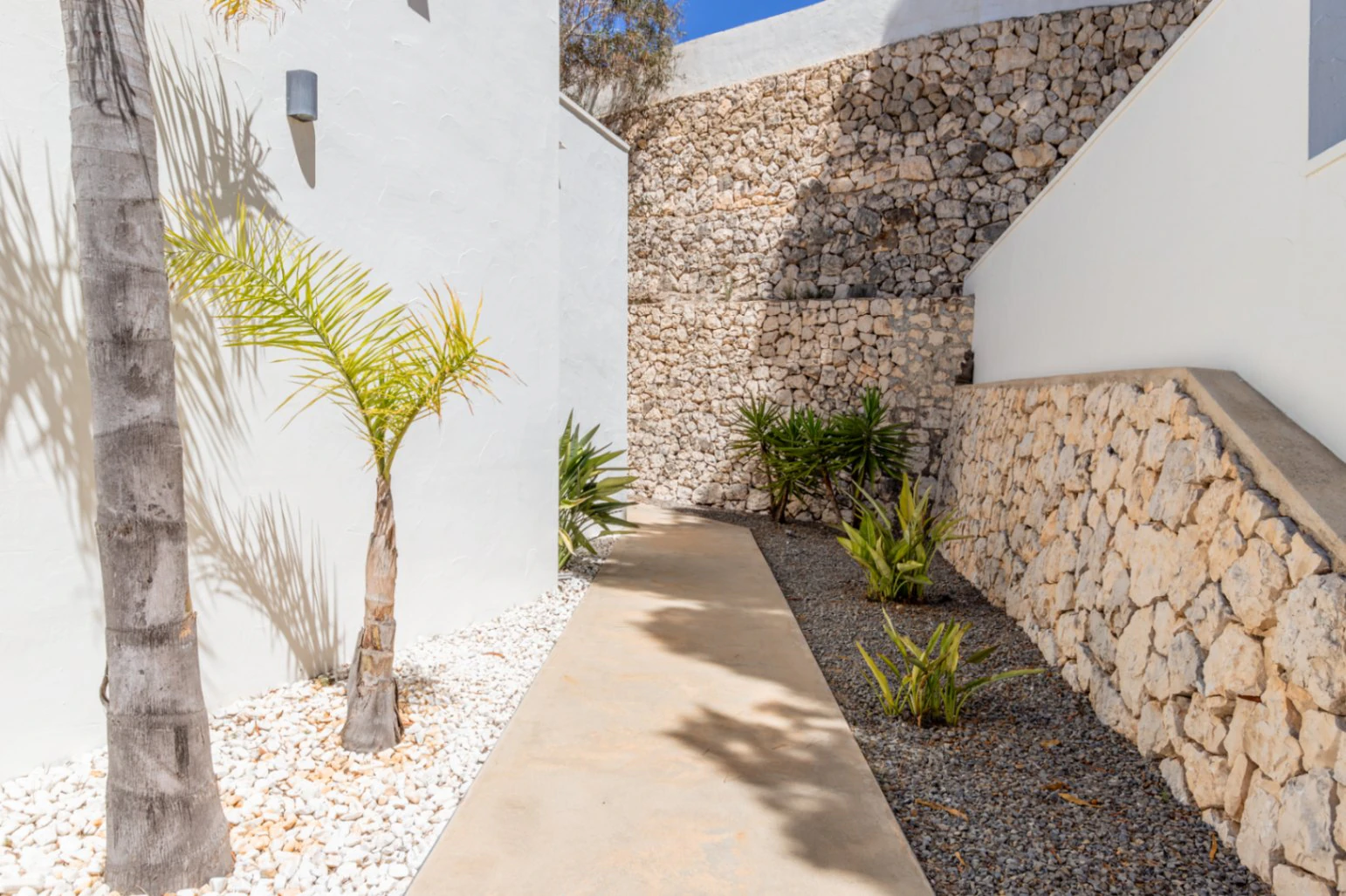 Moderne Villa mit spektakulärem Meerblick zum Verkauf in Moraira