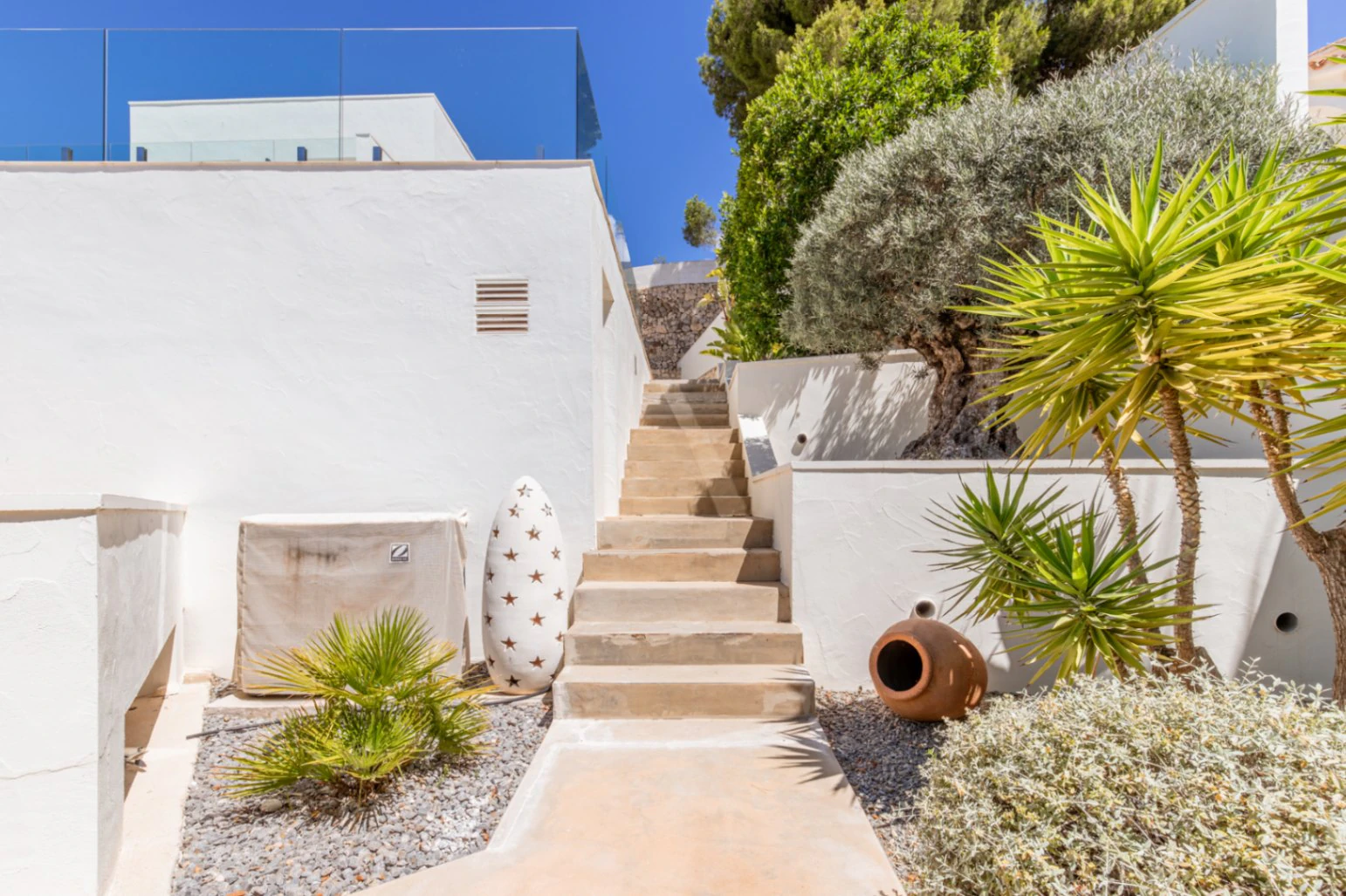 Moderne Villa mit spektakulärem Meerblick zum Verkauf in Moraira