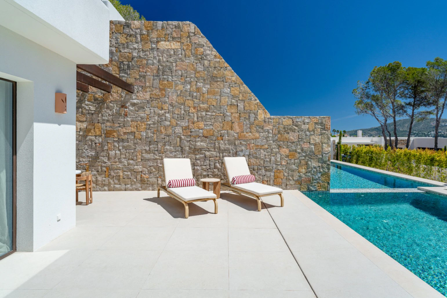 Luxury semi-detached villa for sale in Moraira