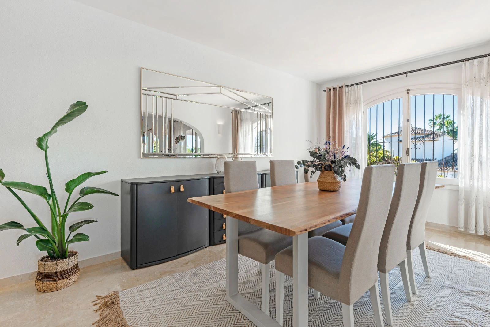 Prachtige villa met zeezicht op 600 meter van El Portet strand