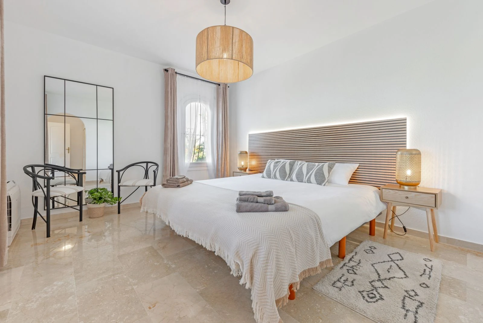 Prachtige villa met zeezicht op 600 meter van El Portet strand