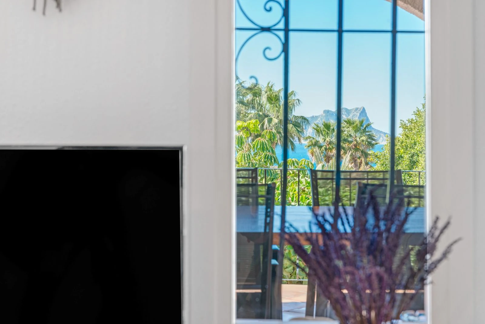 Prachtige villa met zeezicht op 600 meter van El Portet strand