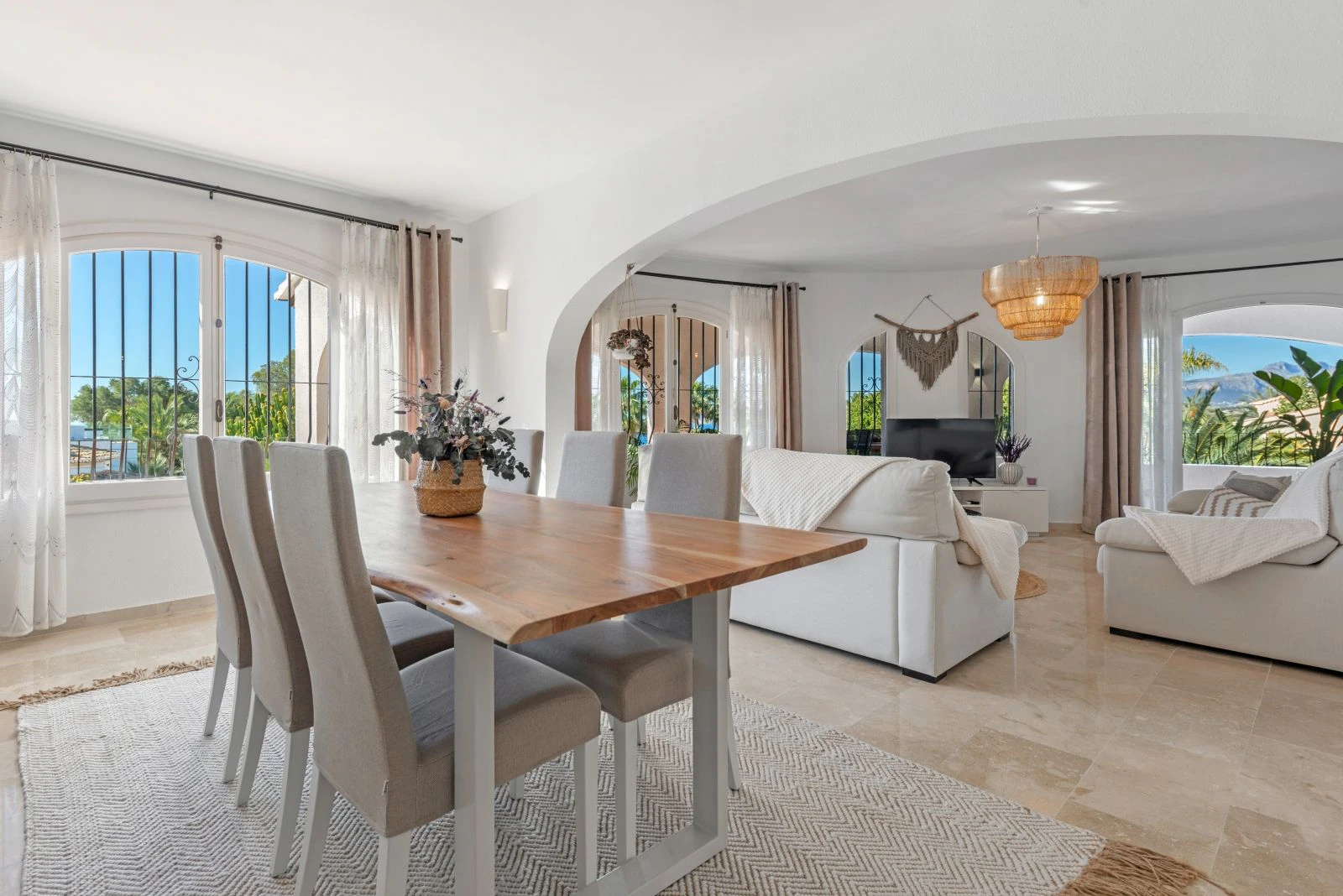 Prachtige villa met zeezicht op 600 meter van El Portet strand