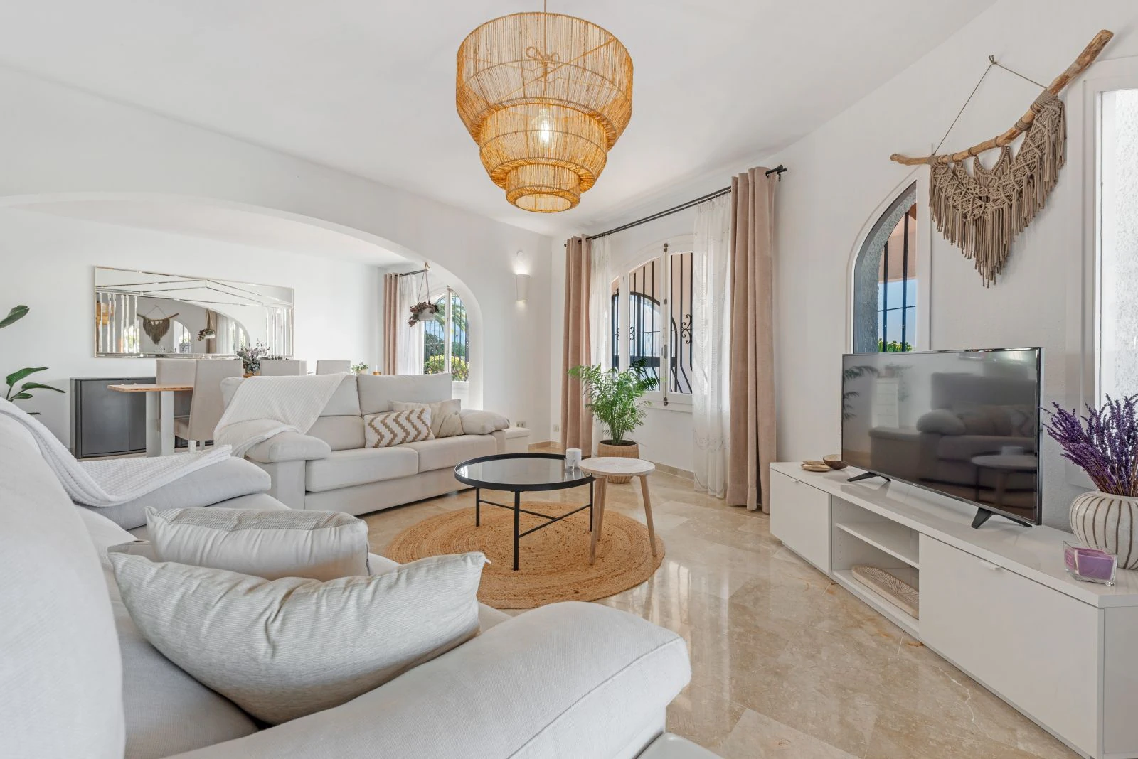 Prachtige villa met zeezicht op 600 meter van El Portet strand