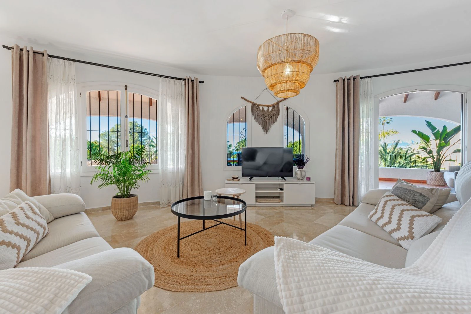 Prachtige villa met zeezicht op 600 meter van El Portet strand