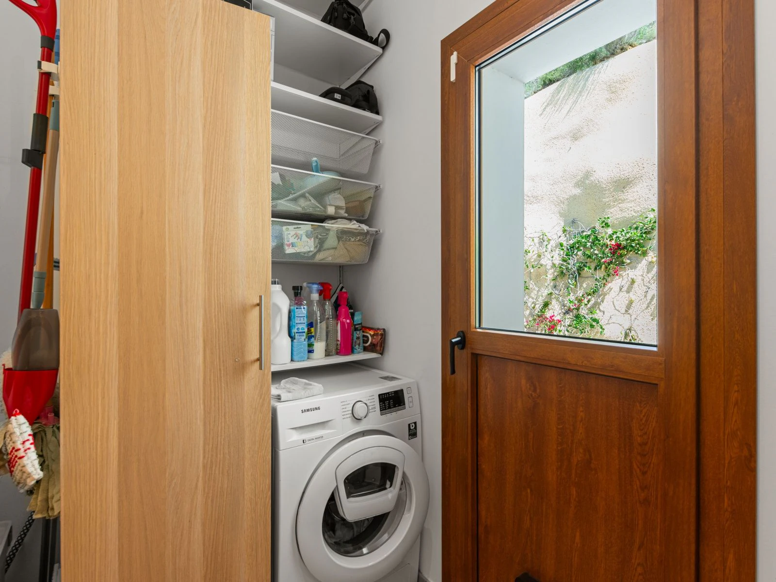 Moderna finca/villa off-grid con piscina y total privacidad en Benissa.
