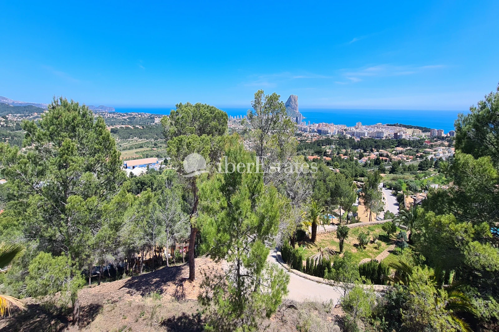Parcela de 5150 m2 en Calpe, Oltamar