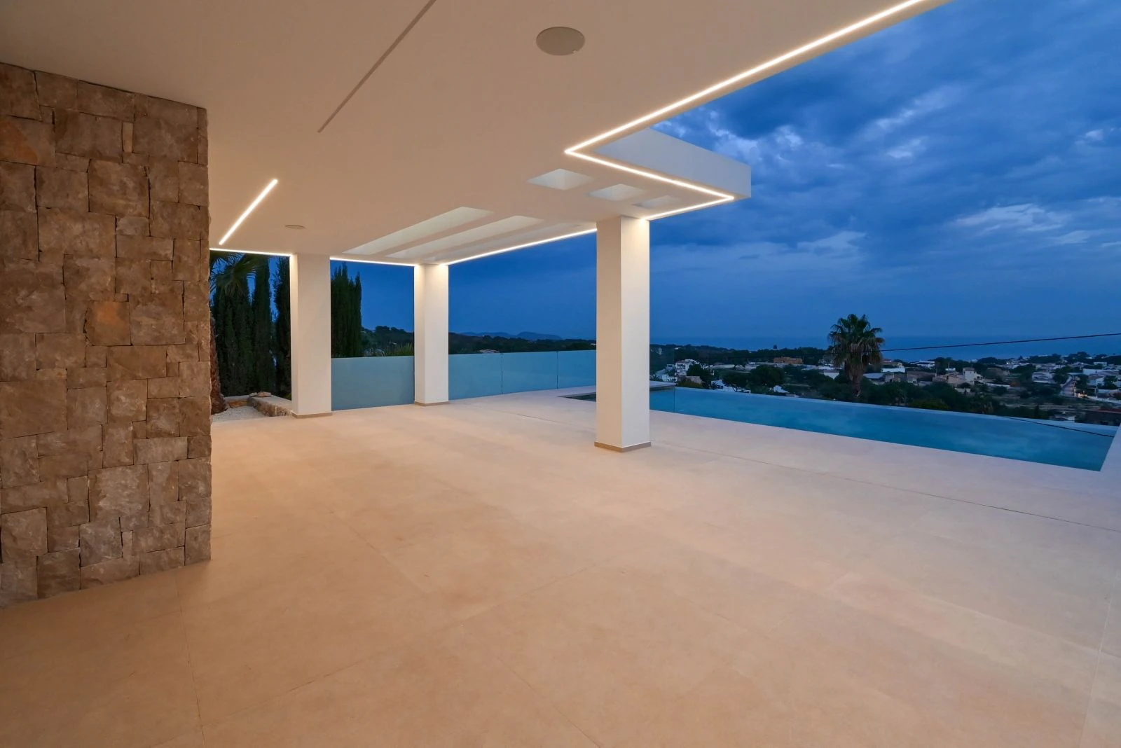 Villa de obra nueva en Benissa con impresionantes vistas al mar