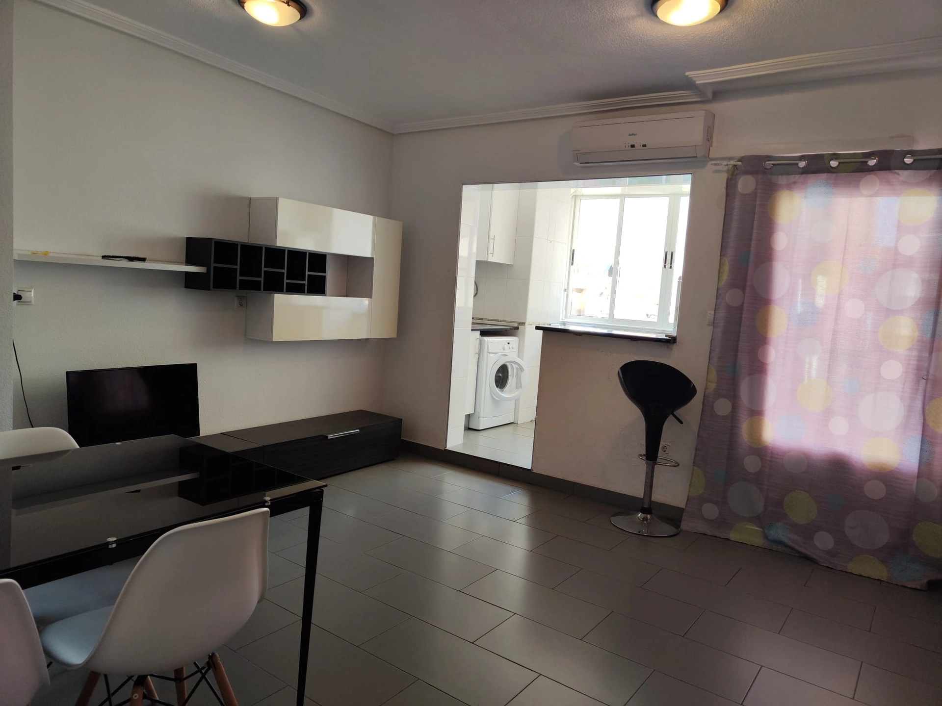 Atico en venta en el centro de Torrevieja, 1 dormitorio.
