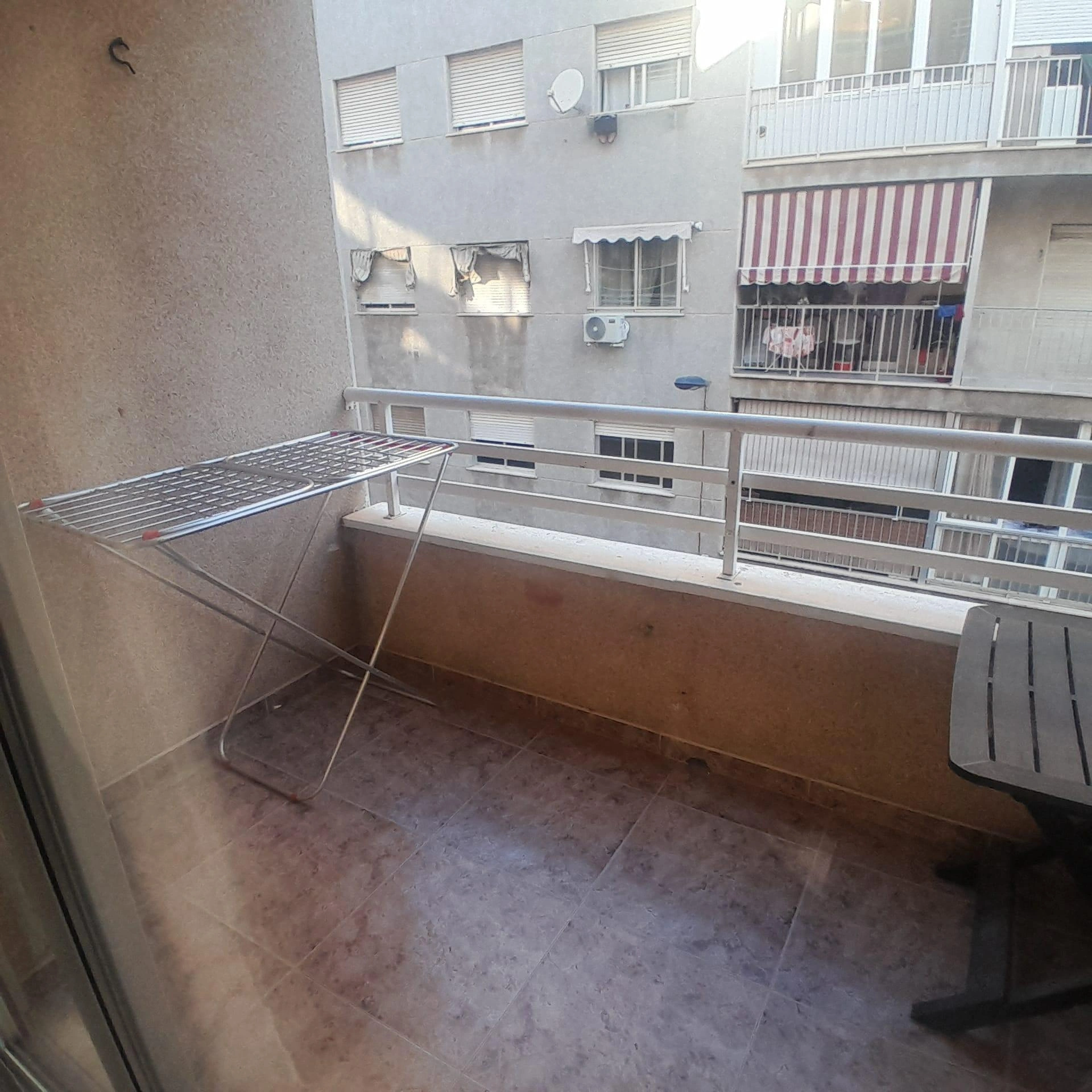APARTAMENTO 2 DORMITORIOS REFORMADO CERCA PLAYA DEL CURA 135.000€