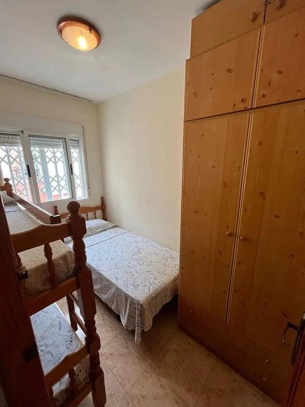 TORREVIEJA  2 HABS POR DEBAJO HABANERAS 137.000 EUROS.