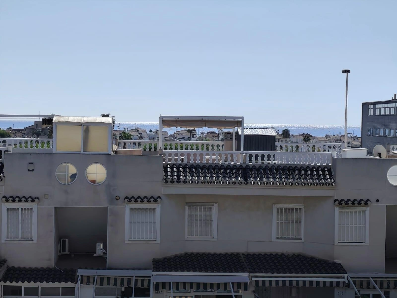 BUNGALOW 2 DORMITORIOS AGUAS NUEVAS, PISCINA COMUNITARIA 149.900€