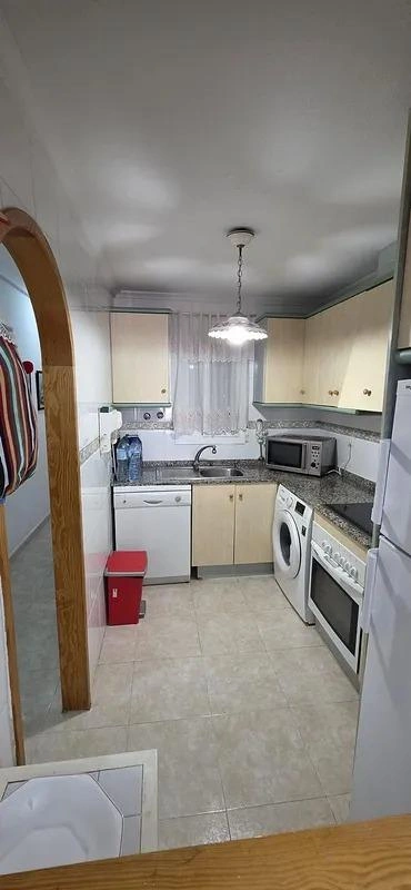 A 5O METROS PLAYA LOCOS 2 HABS 2 BAÑOS GRAN TERRAZA 154.000€!!!!