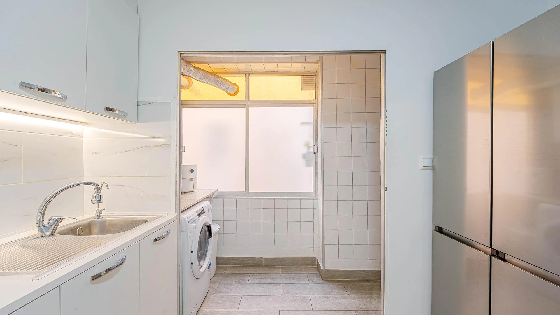 Apartamento reformado de 3 dormitorios a 700 metros del mar, Torrevieja.