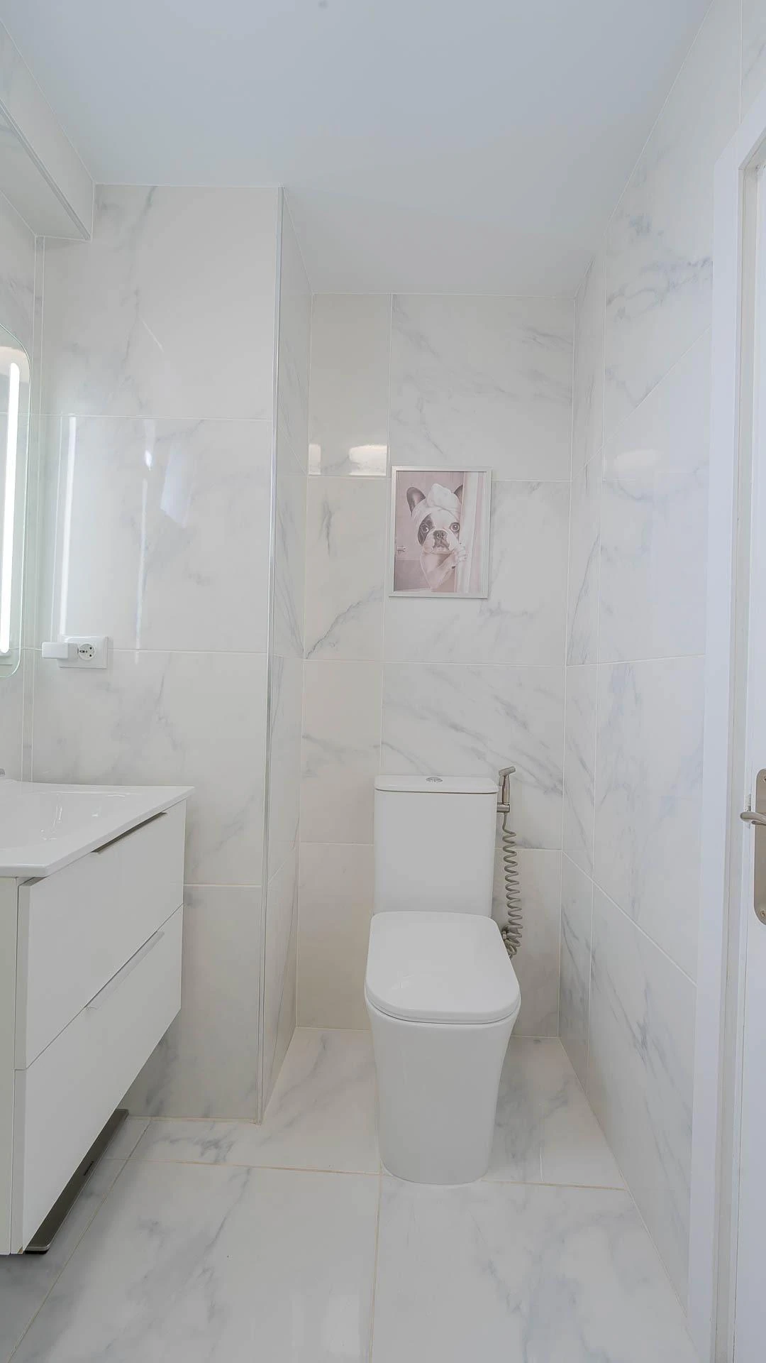 Apartamento reformado de 3 dormitorios a 700 metros del mar, Torrevieja.