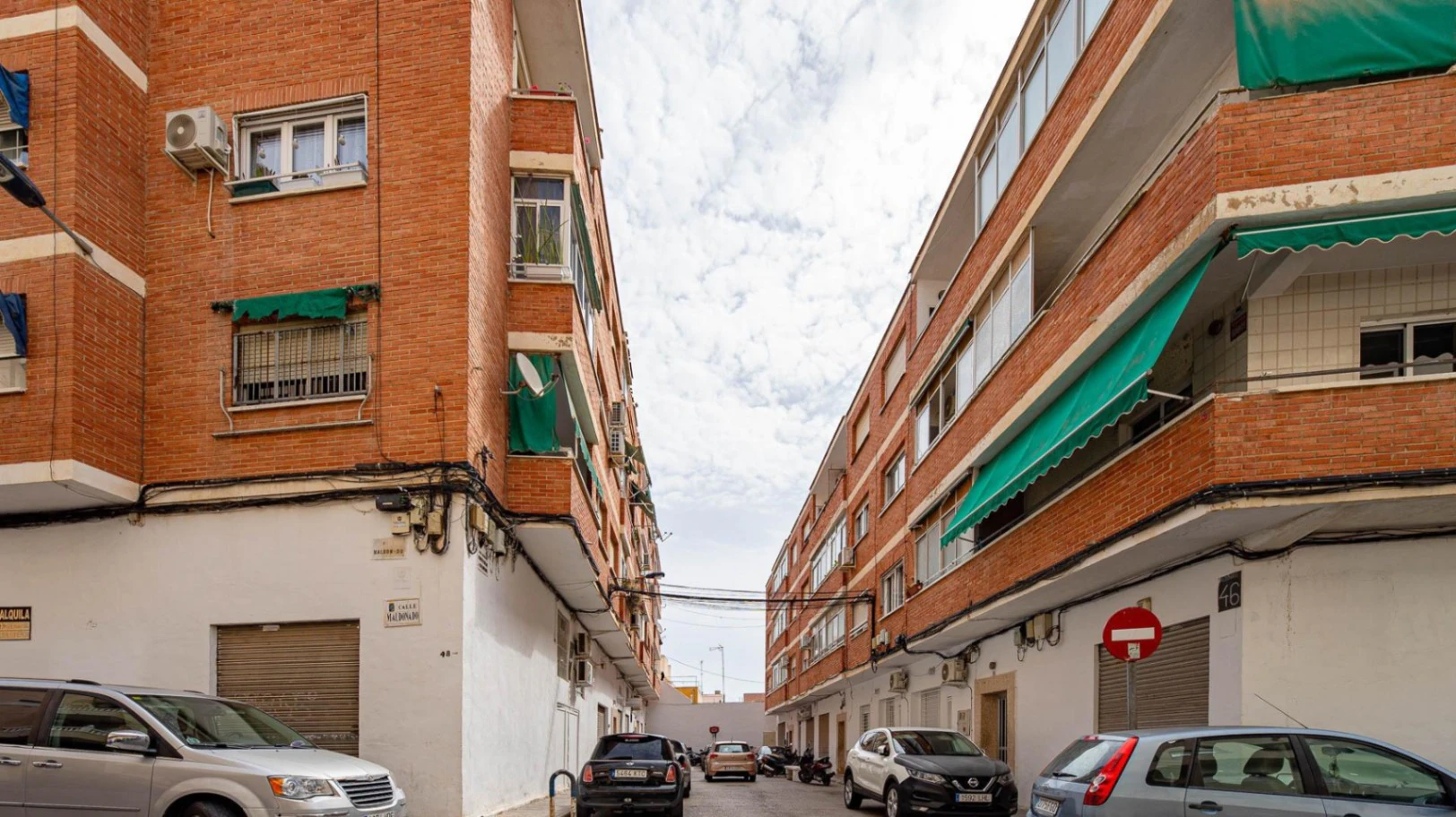 Apartamento reformado de 3 dormitorios a 700 metros del mar, Torrevieja.