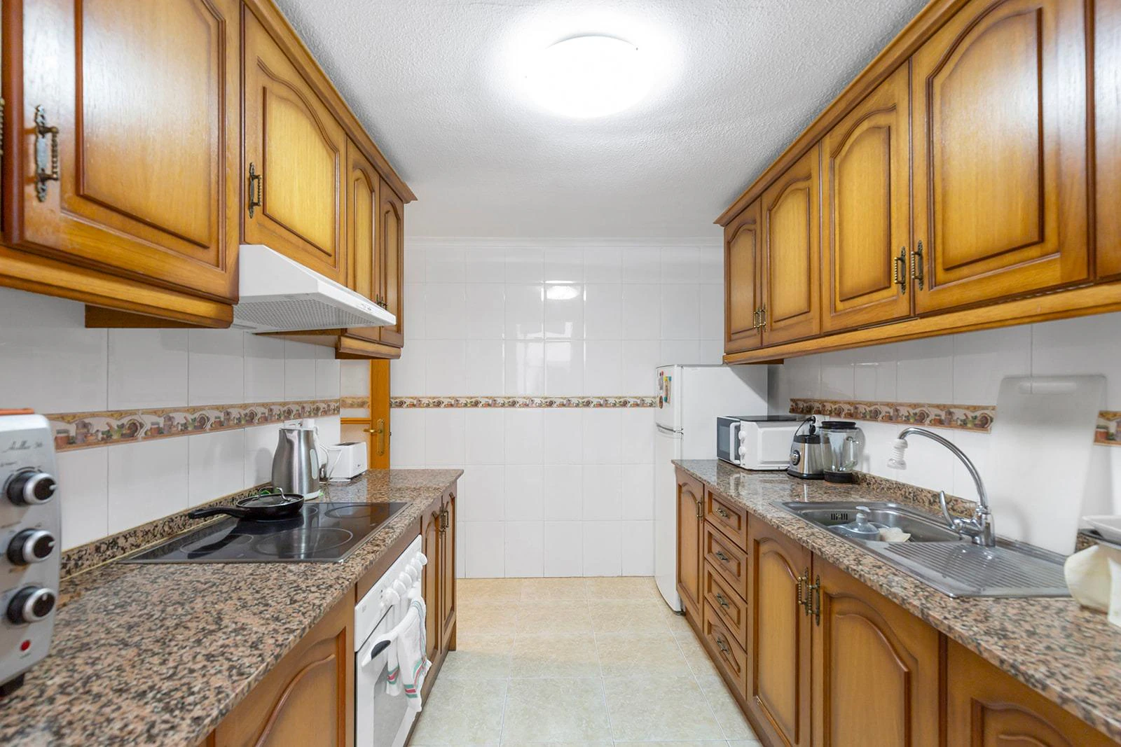 Opportunity for 2 bedrooms with 2 bathrooms