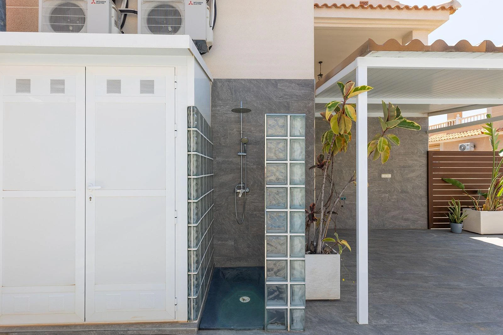 Oportunidad Villa reformada en Aguas Nuevas