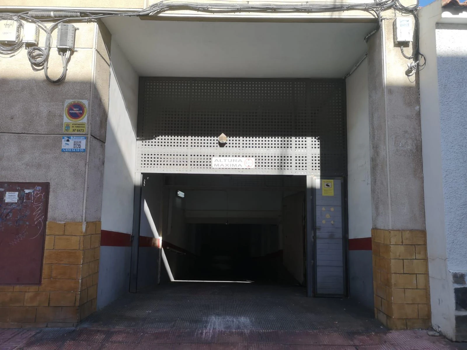 Oportunidad! Plaza de garaje cerrada en Torrevieja